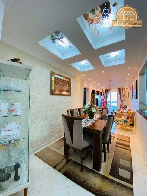 Foto 2 de Apartamento com 3 quartos à venda, 130m2 em Maracanã, Praia Grande - SP