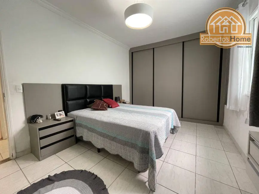 Casa com 3 quartos à venda em Canto do Forte, Praia Grande - SP - imagem 7 Foto 7 de Casa com 3 quartos à venda em Canto do Forte, Praia Grande - SP