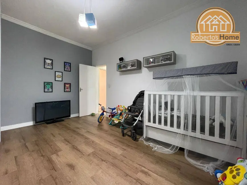 Casa com 3 quartos à venda em Canto do Forte, Praia Grande - SP - imagem 8 Foto 8 de Casa com 3 quartos à venda em Canto do Forte, Praia Grande - SP