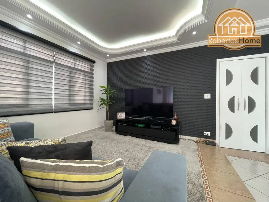 Casa com 3 quartos à venda em Canto do Forte, Praia Grande - SP - imagem 4 Foto 4 de Casa com 3 quartos à venda em Canto do Forte, Praia Grande - SP