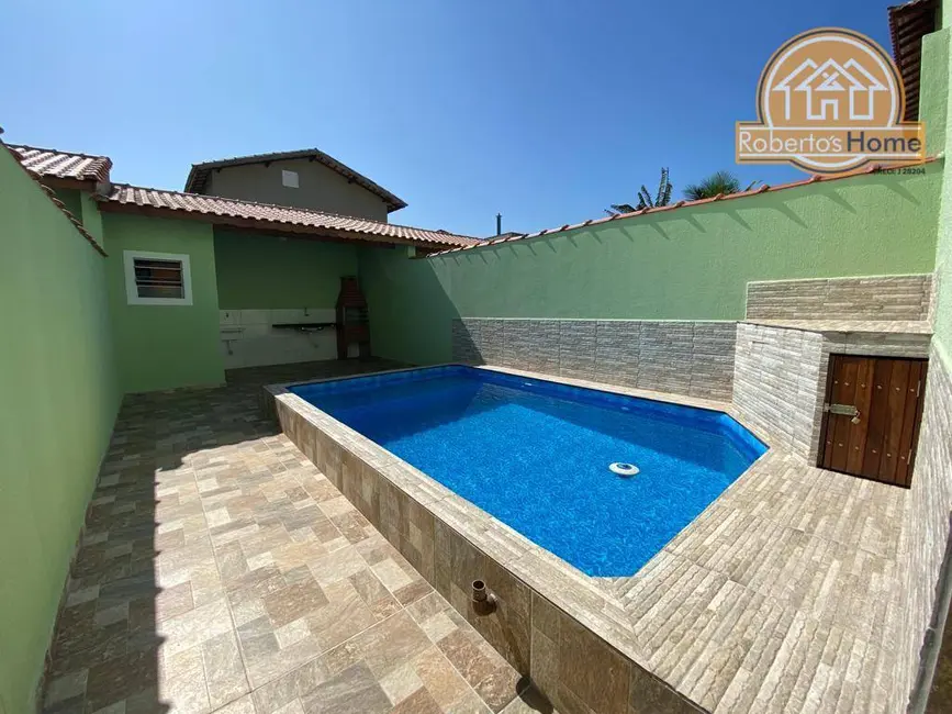 Foto 1 de Casa com 2 quartos à venda, 83m2 em Itanhaem - SP