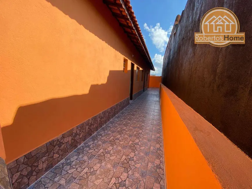 Foto 7 de Casa com 2 quartos à venda, 126m2 em Mongagua - SP