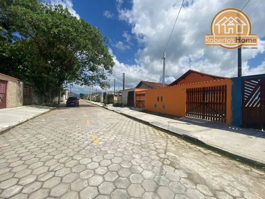 Foto 3 de Casa com 2 quartos à venda, 126m2 em Mongagua - SP