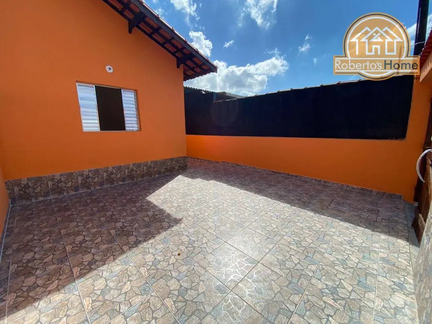 Foto 6 de Casa com 2 quartos à venda, 126m2 em Mongagua - SP