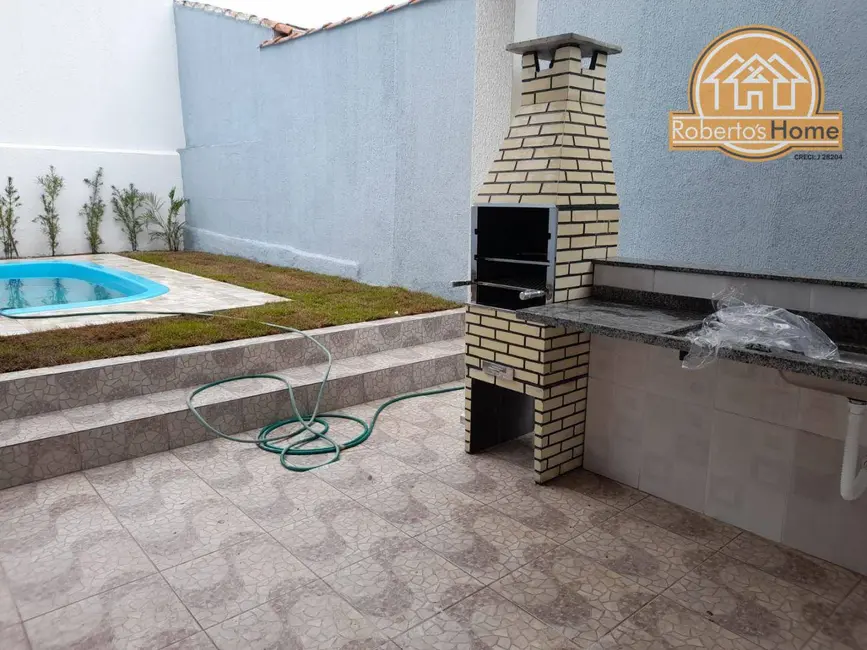 Foto 2 de Sobrado com 2 quartos à venda, 135m2 em Mongagua - SP