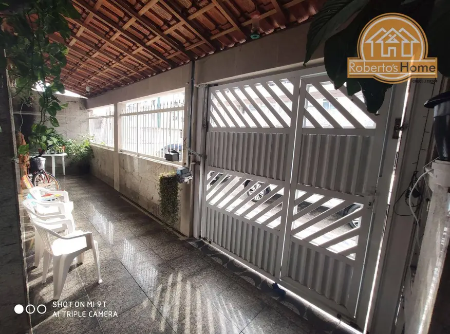 Casa com 2 quartos à venda, 117m2 em Praia Grande - SP - imagem 7 Foto 7 de Casa com 2 quartos à venda, 117m2 em Praia Grande - SP