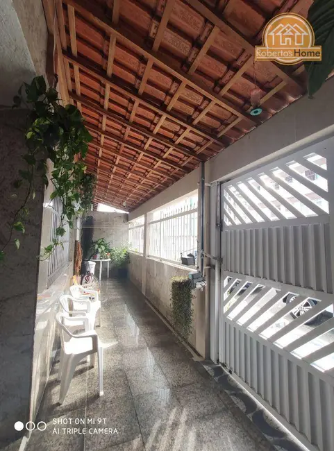 Casa com 2 quartos à venda, 117m2 em Praia Grande - SP - imagem 6 Foto 6 de Casa com 2 quartos à venda, 117m2 em Praia Grande - SP