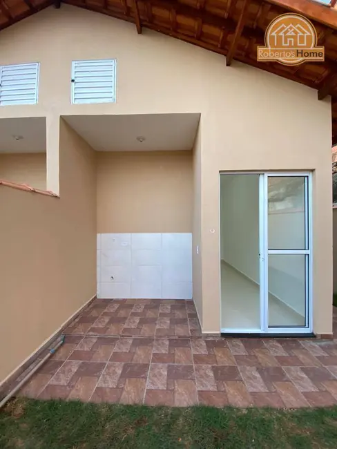 Foto 6 de Casa com 2 quartos à venda, 125m2 em Itanhaem - SP