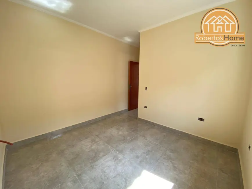 Foto 9 de Casa com 2 quartos à venda, 175m2 em Mongagua - SP