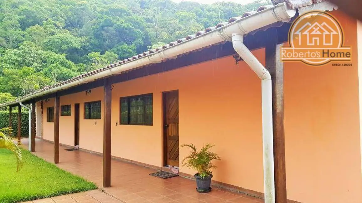Foto 1 de Casa com 2 quartos à venda, 320m2 em Mongagua - SP