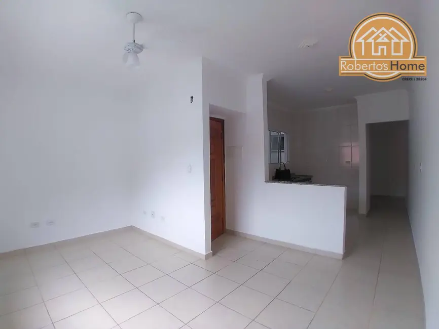 Foto 1 de Casa de Condomínio com 2 quartos à venda, 67m2 em Mongagua - SP