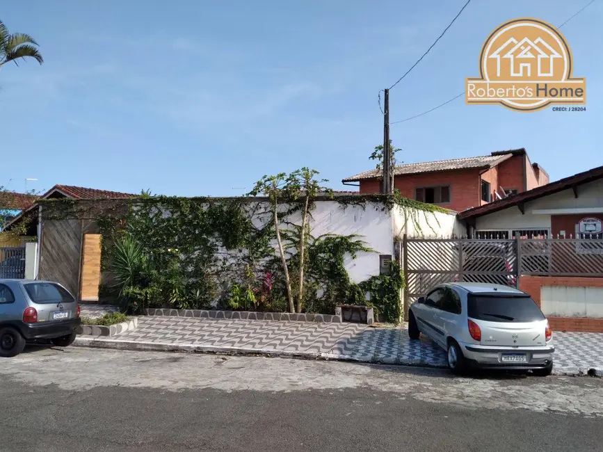 Foto 2 de Sobrado com 4 quartos à venda, 330m2 em Solemar, Praia Grande - SP