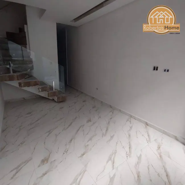 Sobrado com 2 quartos à venda, 58m2 em Ocian, Praia Grande - SP - imagem 8 Foto 8 de Sobrado com 2 quartos à venda, 58m2 em Ocian, Praia Grande - SP