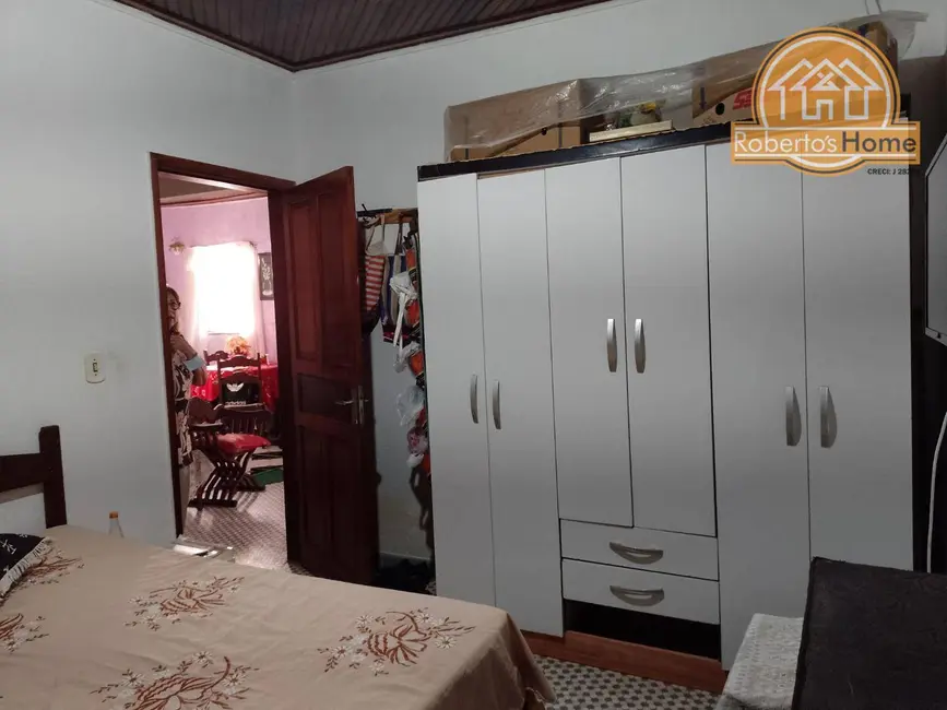 Foto 8 de Casa com 2 quartos à venda, 96m2 em Mongagua - SP