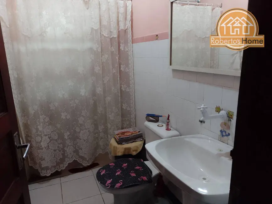 Foto 9 de Casa com 2 quartos à venda, 96m2 em Mongagua - SP