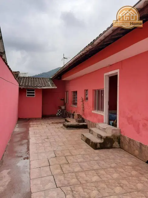 Foto 1 de Casa com 2 quartos à venda em Mongagua - SP