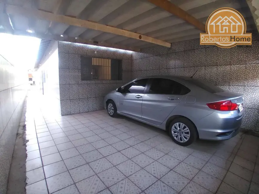 Foto 4 de Casa com 2 quartos à venda, 139m2 em Mongagua - SP