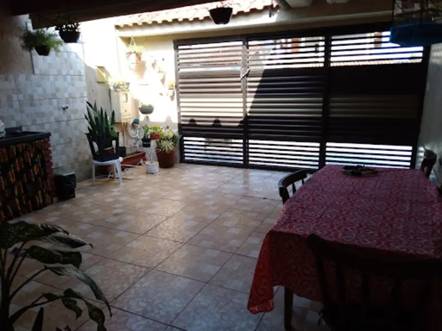 Foto 2 de Casa com 3 quartos à venda, 125m2 em Mongagua - SP
