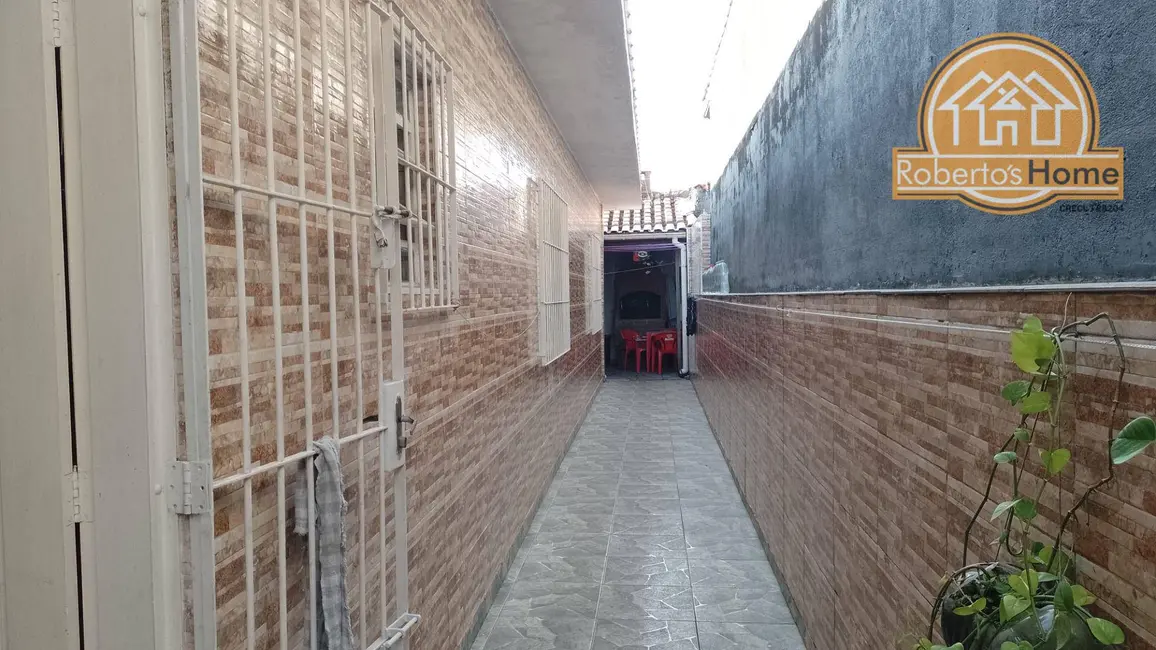 Foto 5 de Casa com 2 quartos à venda, 150m2 em Mongagua - SP