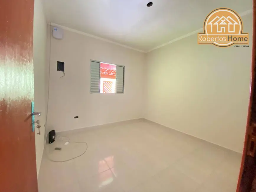 Foto 9 de Casa com 2 quartos à venda, 125m2 em Mongagua - SP