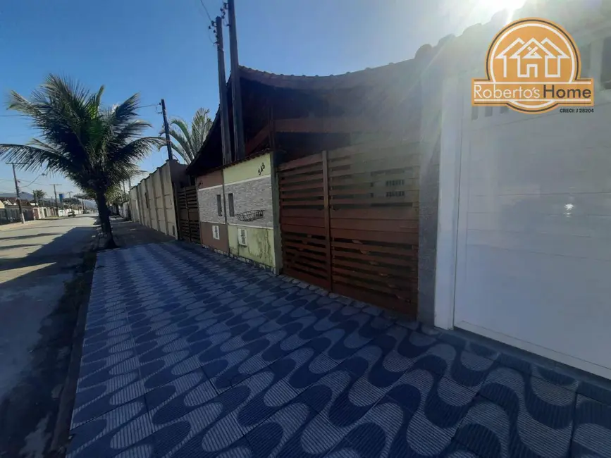 Foto 2 de Casa com 2 quartos à venda, 77m2 em Mongagua - SP