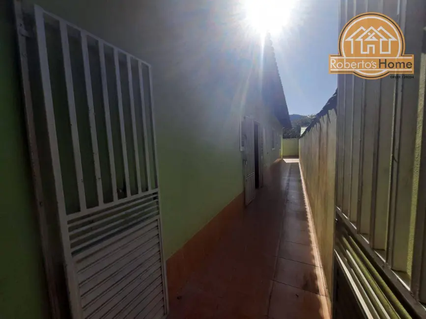 Foto 8 de Casa com 2 quartos à venda, 77m2 em Mongagua - SP