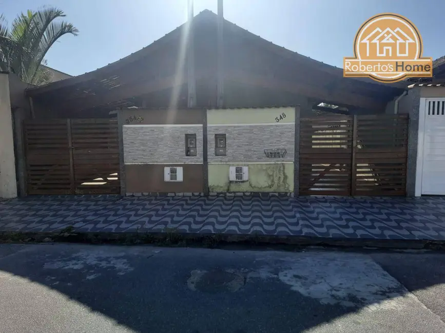 Foto 1 de Casa com 2 quartos à venda, 77m2 em Mongagua - SP