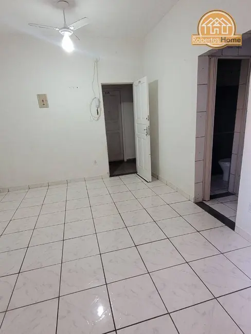 Foto 3 de Kitnet com 1 quarto à venda, 25m2 em Boqueirão, Praia Grande - SP