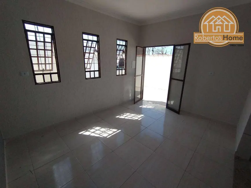 Foto 6 de Casa com 2 quartos à venda, 88m2 em Mongagua - SP