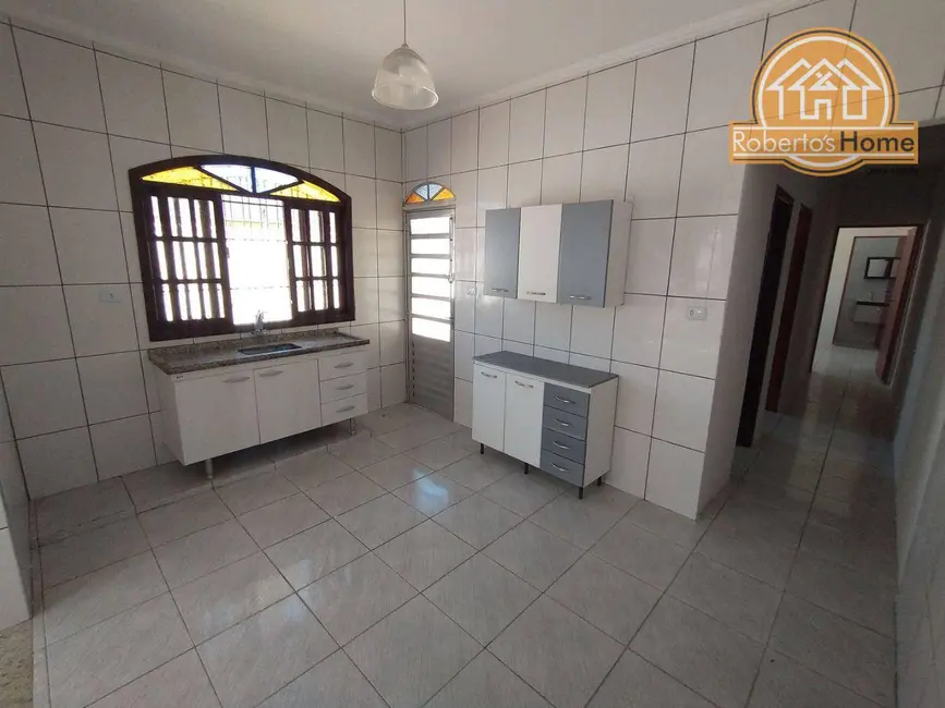 Foto 8 de Casa com 2 quartos à venda, 88m2 em Mongagua - SP