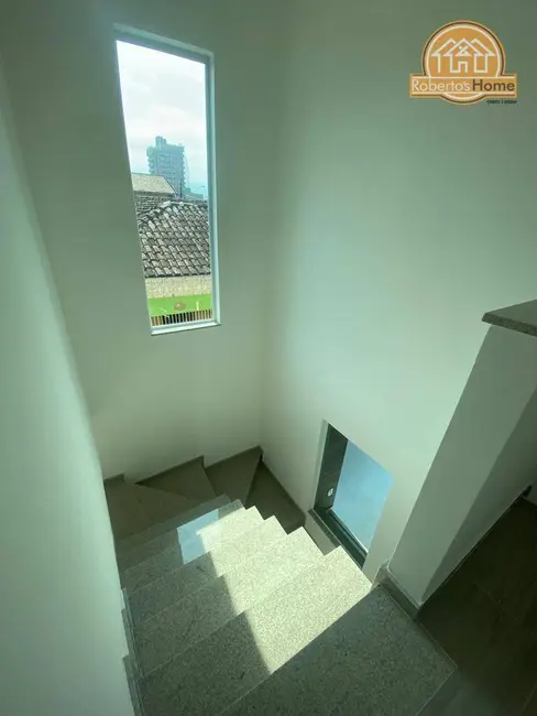 Sobrado com 3 quartos à venda em Praia Grande - SP - imagem 5 Foto 5 de Sobrado com 3 quartos à venda em Praia Grande - SP