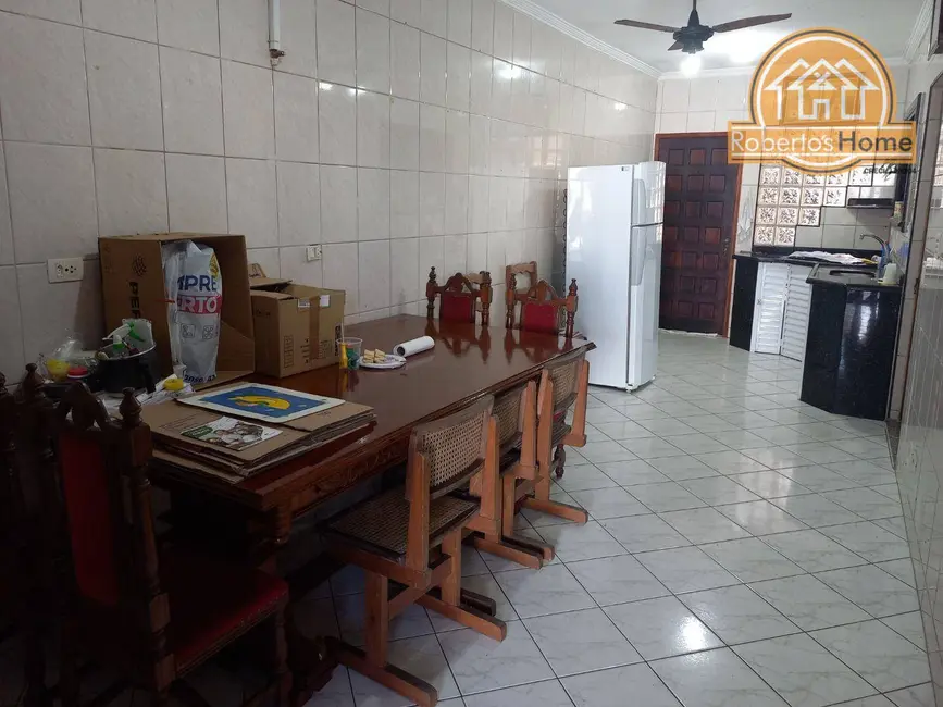 Casa com 3 quartos à venda em Praia Grande - SP - imagem 6 Foto 6 de Casa com 3 quartos à venda em Praia Grande - SP