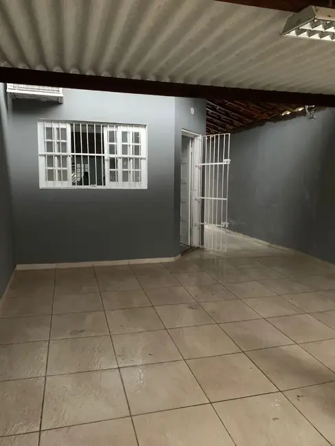 Foto 3 de Casa com 2 quartos à venda, 135m2 em Mongagua - SP