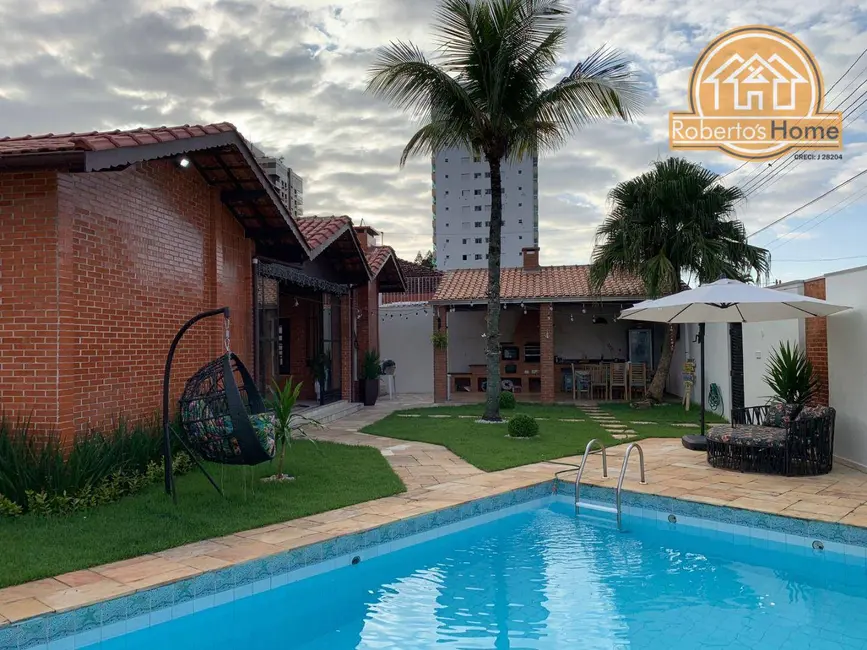 Foto 1 de Casa com 3 quartos à venda, 444m2 em Praia Grande - SP