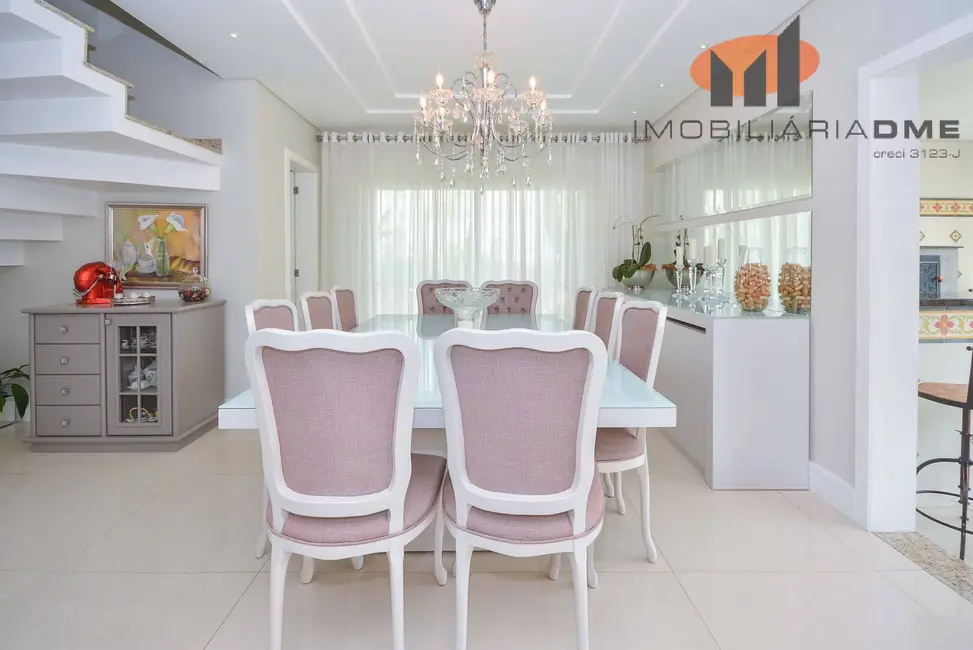 Casa de Condomínio com 4 quartos à venda, 370m2 em Pineville, Pinhais - PR - imagem 8 Foto 8 de Casa de Condomínio com 4 quartos à venda, 370m2 em Pineville, Pinhais - PR