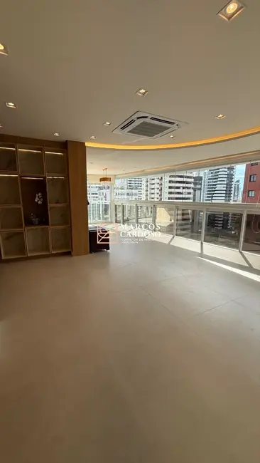 Apartamento com 4 quartos à venda, 169m2 em Umarizal, Belem - PA - imagem 2 Foto 2 de Apartamento com 4 quartos à venda, 169m2 em Umarizal, Belem - PA