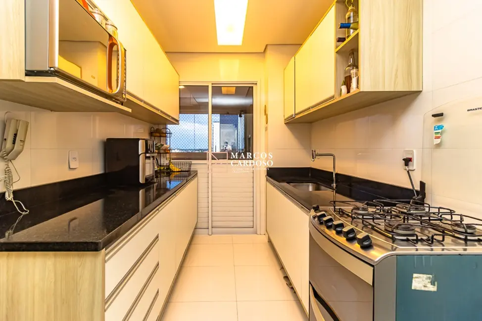 Foto 9 de Apartamento com 3 quartos à venda, 261m2 em Batista Campos, Belem - PA