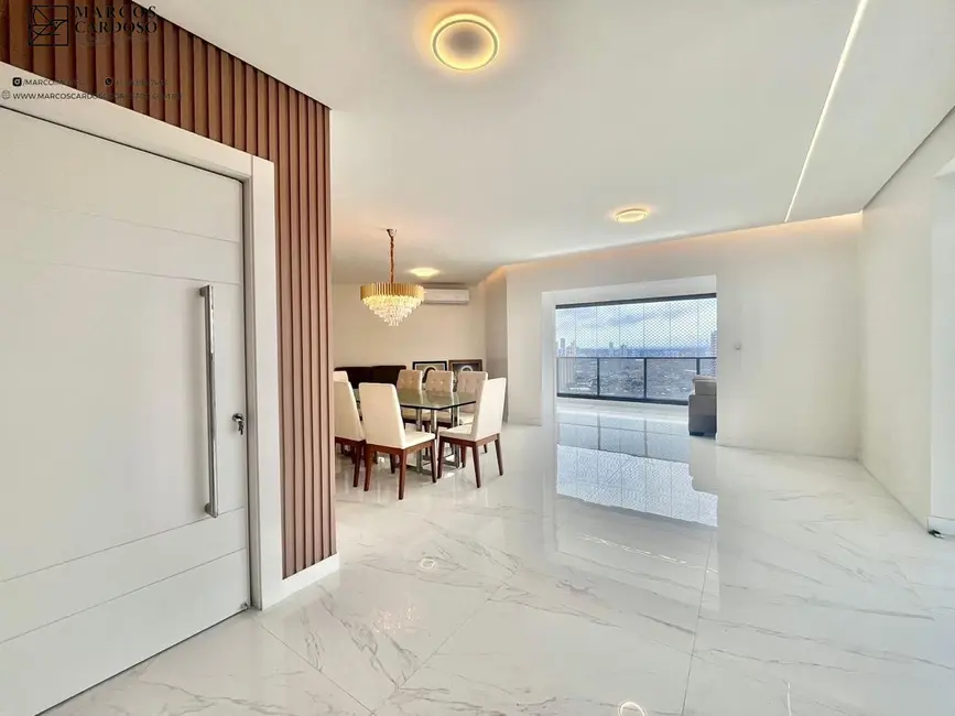 Foto 5 de Apartamento com 4 quartos à venda, 264m2 em Umarizal, Belem - PA