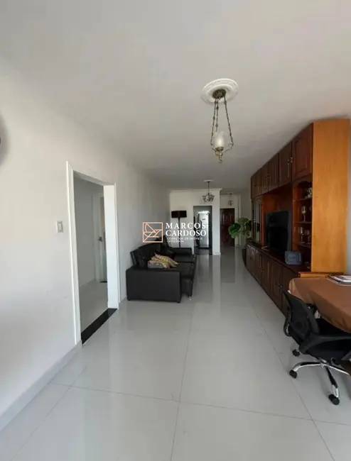 Foto 2 de Apartamento com 3 quartos à venda, 145m2 em Batista Campos, Belem - PA