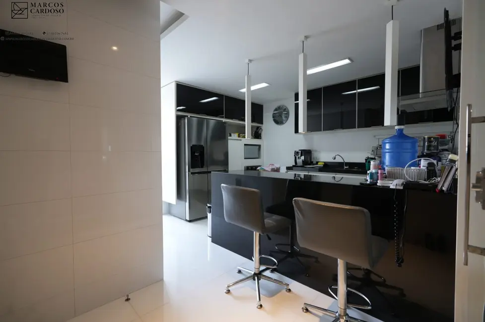 Apartamento com 3 quartos à venda, 240m2 em Cremação, Belem - PA - imagem 5 Foto 5 de Apartamento com 3 quartos à venda, 240m2 em Cremação, Belem - PA