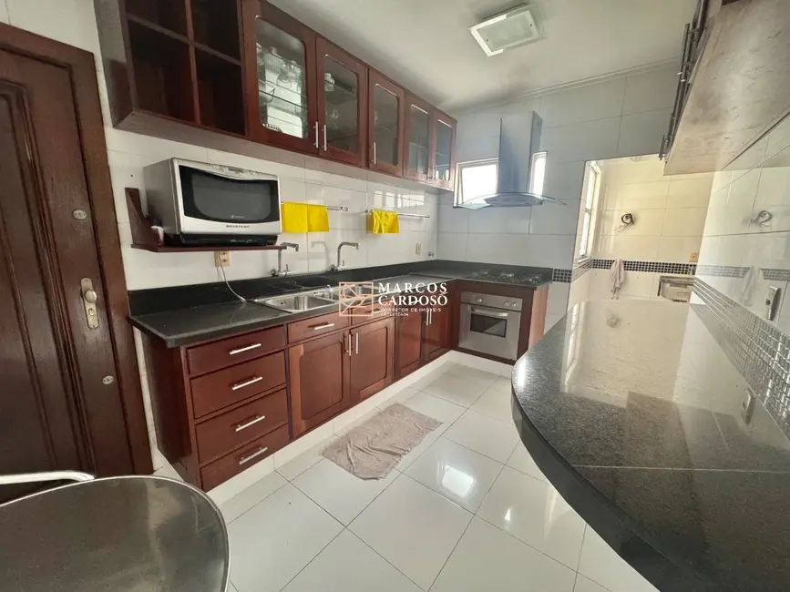 Foto 9 de Apartamento com 4 quartos à venda, 121m2 em Batista Campos, Belem - PA