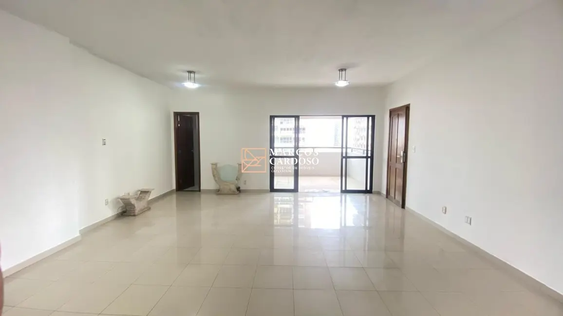 Foto 3 de Apartamento com 3 quartos à venda, 153m2 em Batista Campos, Belem - PA