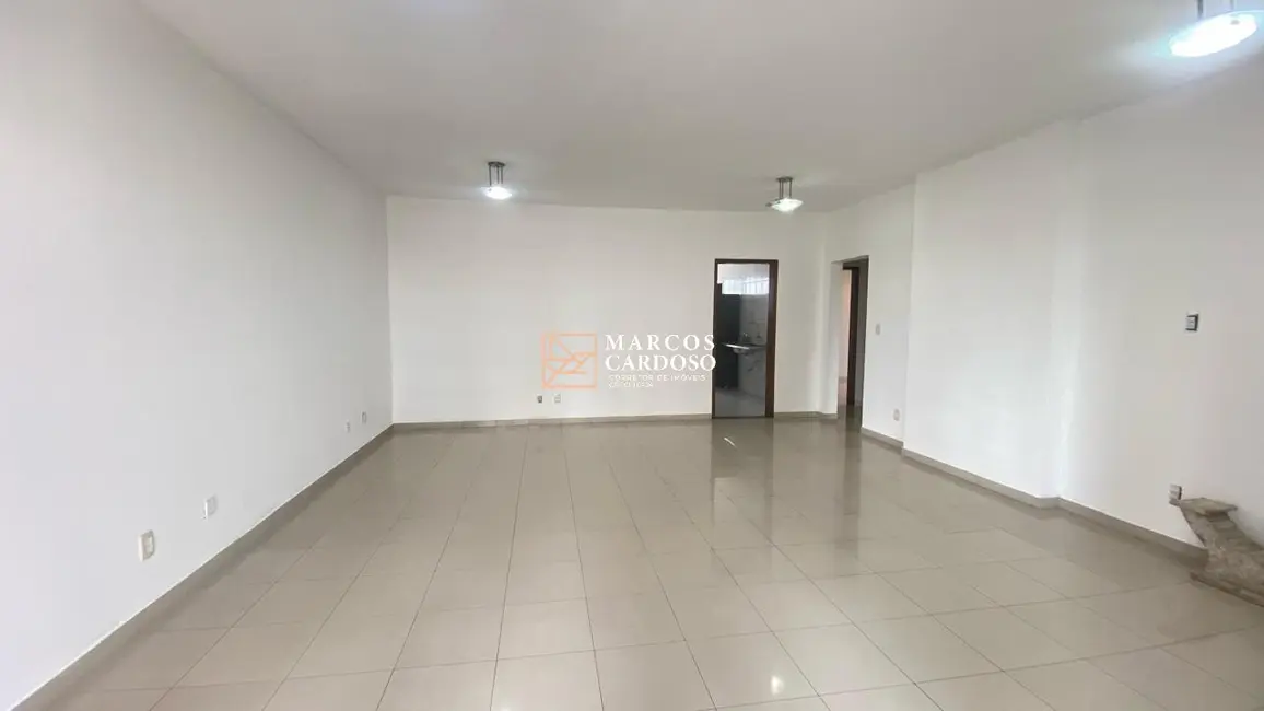 Foto 5 de Apartamento com 3 quartos à venda, 153m2 em Batista Campos, Belem - PA