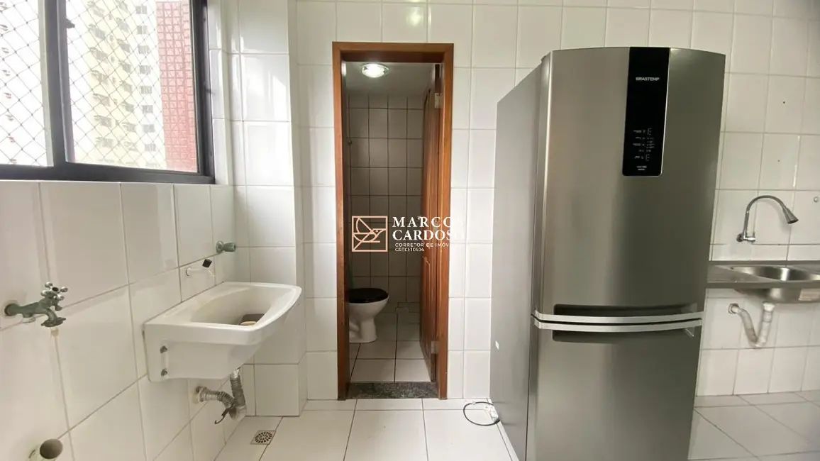 Foto 8 de Apartamento com 3 quartos à venda, 153m2 em Batista Campos, Belem - PA