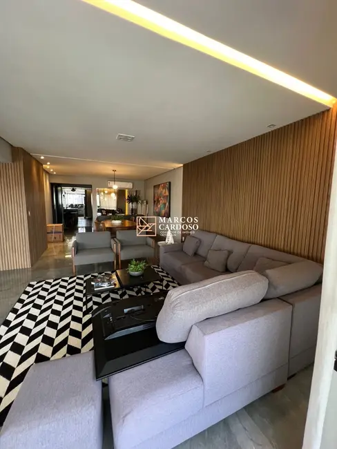 Apartamento com 3 quartos à venda, 185m2 em Umarizal, Belem - PA - imagem 4 Foto 4 de Apartamento com 3 quartos à venda, 185m2 em Umarizal, Belem - PA