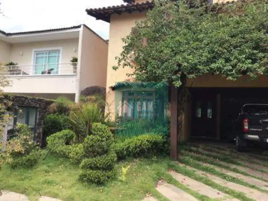 Foto 2 de Sobrado com 3 quartos à venda, 360m2 em São Paulo II, Cotia - SP