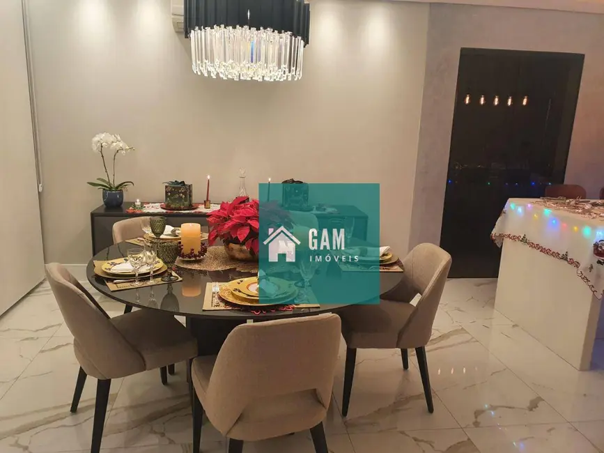 Casa de Condomínio com 4 quartos à venda, 400m2 em São Paulo II, Cotia - SP - imagem 5 Foto 5 de Casa de Condomínio com 4 quartos à venda, 400m2 em São Paulo II, Cotia - SP