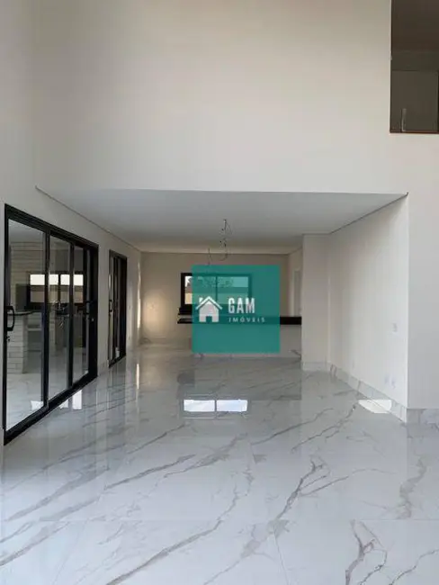 Casa de Condomínio com 4 quartos à venda, 600m2 em Chácara dos Lagos, Carapicuiba - SP - imagem 8 Foto 8 de Casa de Condomínio com 4 quartos à venda, 600m2 em Chácara dos Lagos, Carapicuiba - SP