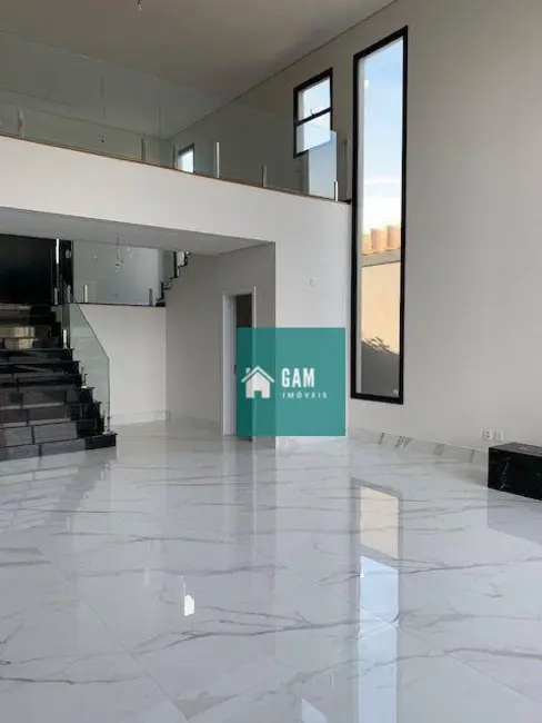 Casa de Condomínio com 4 quartos à venda, 600m2 em Chácara dos Lagos, Carapicuiba - SP - imagem 5 Foto 5 de Casa de Condomínio com 4 quartos à venda, 600m2 em Chácara dos Lagos, Carapicuiba - SP