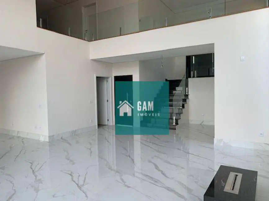 Casa de Condomínio com 4 quartos à venda, 600m2 em Chácara dos Lagos, Carapicuiba - SP - imagem 4 Foto 4 de Casa de Condomínio com 4 quartos à venda, 600m2 em Chácara dos Lagos, Carapicuiba - SP